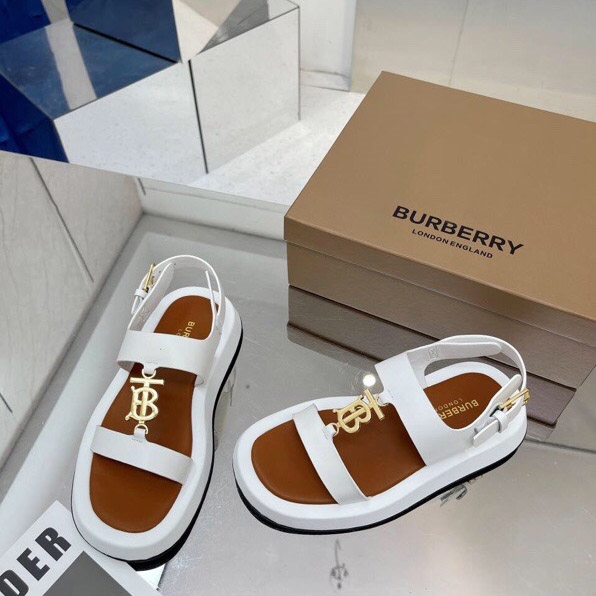 B**rry sandals